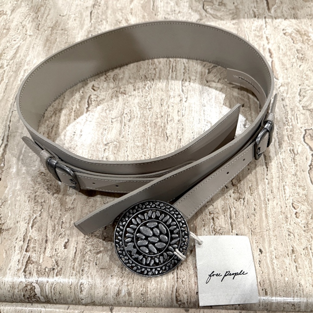 Free People Statement Medallion Wide Leather Belt Cream NWT